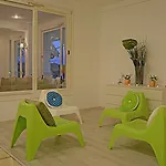 La Vista Boutique & (adults Only)