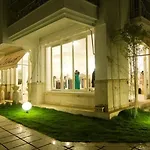 La Vista Boutique & (adults Only) 4* 쿠사다시