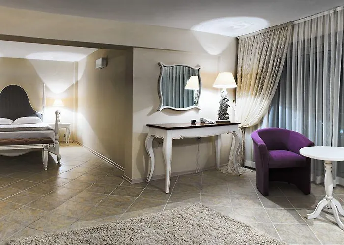 La Vista Boutique & (adults Only) Отель 4*