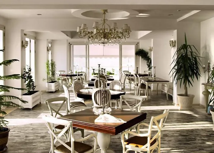 La Vista Boutique & (adults Only) Отель 4*