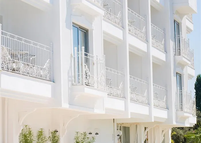 Отель La Vista Boutique & (adults Only) Кушадасы