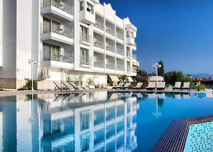 La Vista Boutique & (adults Only) Кушадасы