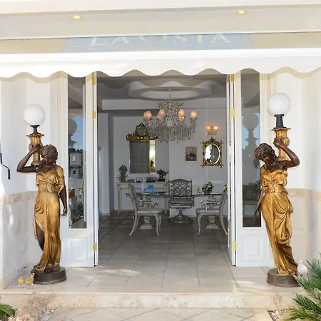 La Vista Boutique & (adults Only)