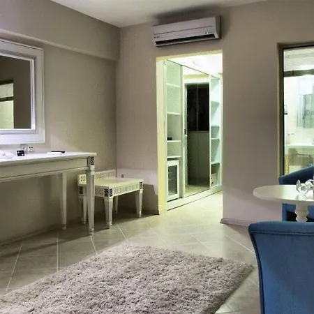 La Vista Boutique & (adults Only) 4*