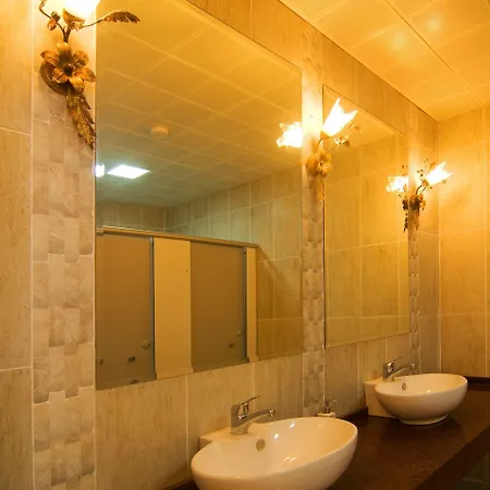 La Vista Boutique & (adults Only) 4* 쿠사다시