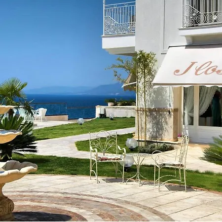 La Vista Boutique & (adults Only) 4* 쿠사다시