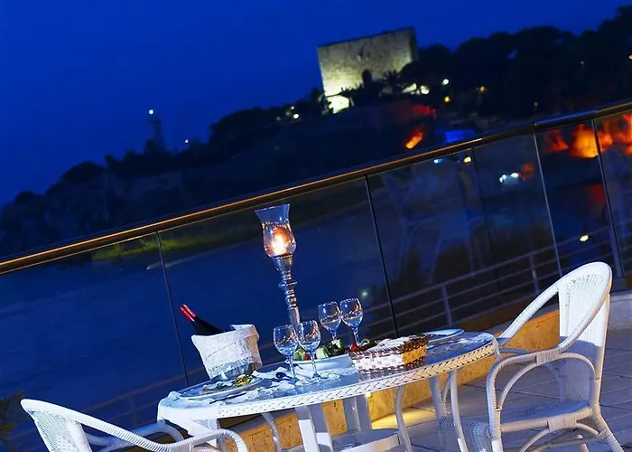 La Vista Boutique & (adults Only)